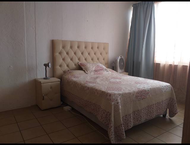 2 BEDROOM FLAT RENTED IN DOONSIDE